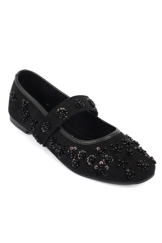 Capone Outfitters 072 Women Sued Black Ballerina
