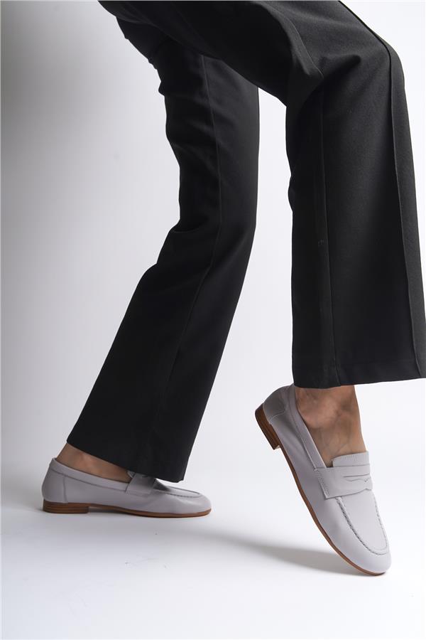 Capone Outfitters 078 Women Grey Loafer image 6