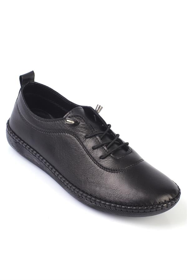 Capone Outfitters 2023 Women Black Sneaker image 1