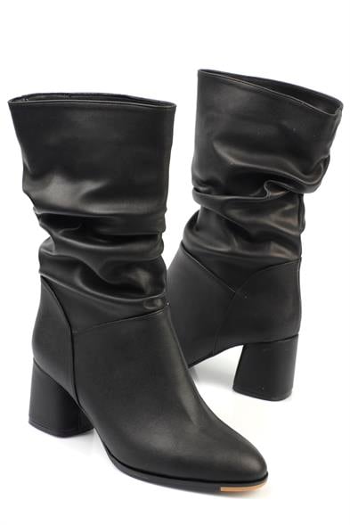 Capone Round-Toe Women Black Boots image 2