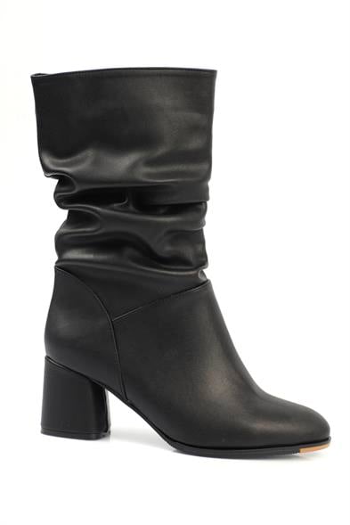 Capone Round-Toe Women Black Boots image 3