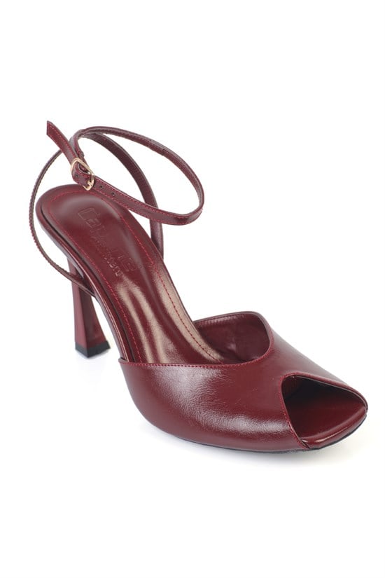Capone Outfitters 26000 Women Burgundy Heeled