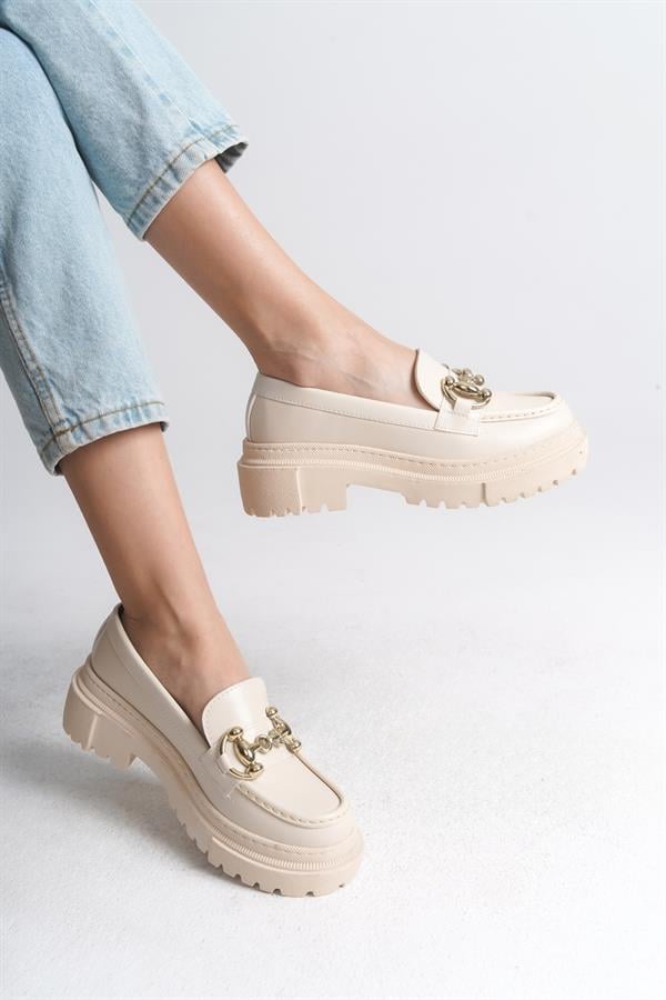 Capone Outfitters 501 Women Beige Loafer image 3