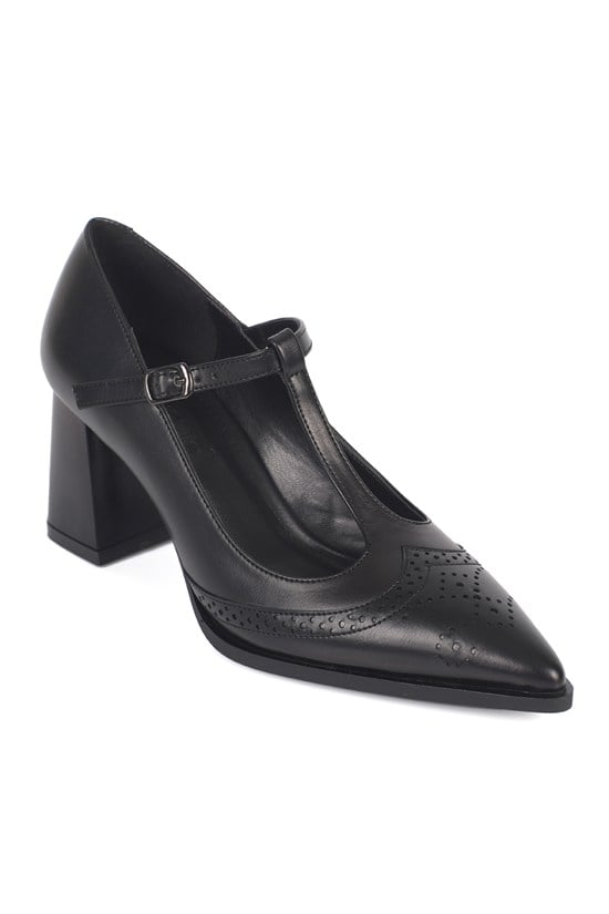 Capone Outfitters 608 Women Black Heeled