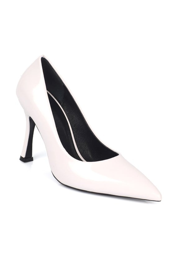 Capone Outfitters 800 Women White Stiletto