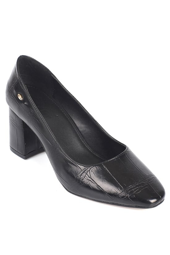 Capone Outfitters 8113 Women Black Heeled