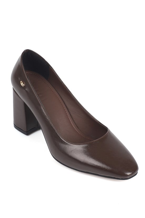 Capone Outfitters 8113 Women Brown Heeled