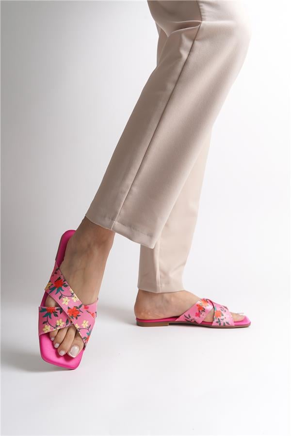 Capone Outfitters 8610 Women Fuchsia Sandal image 5