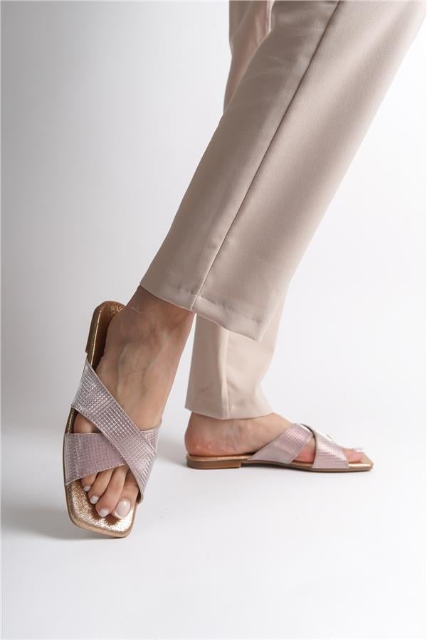 Capone Outfitters 8610 Women Rose Sandal image 5