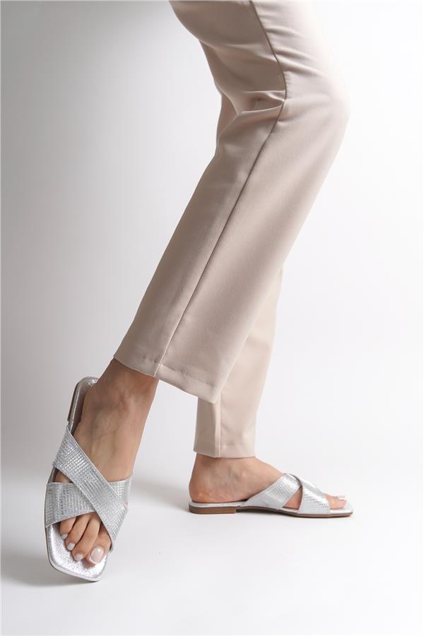 Capone Outfitters 8610 Women Silver Sandal image 5