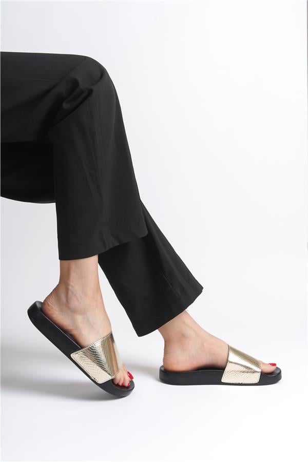 Capone Outfitters 901201 Women Gold Sandal image 6