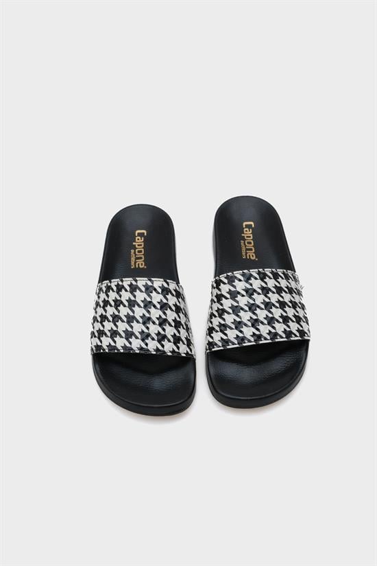 Capone Outfitters 901201 Women Houndstooth Sandal image 4