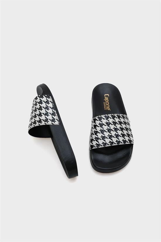 Capone Outfitters 901201 Women Houndstooth Sandal image 3