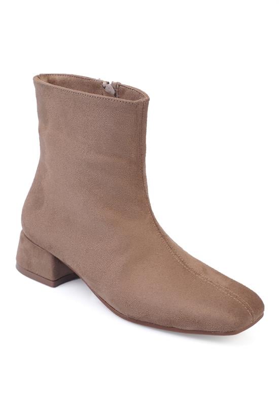 Capone Short Heeled Women Mink Boots