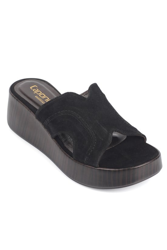 Capone Outfitters D102 Women Sued Black Sandal