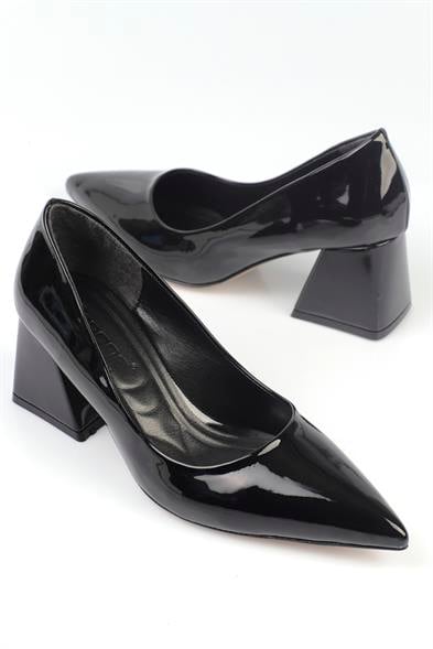 Capone Sabrina Mid Heel Soft Padded Insole Women Black Shoes image 2