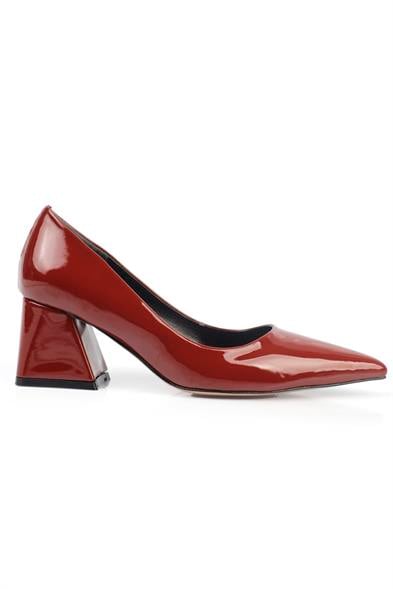 Capone Sabrina Mid Heel Soft Padded Insole Women Burgundy Shoes image 3