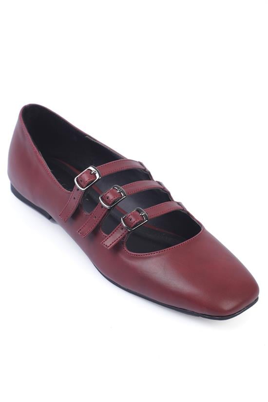 Capone Outfitters F91 Women Burgundy Ballerina