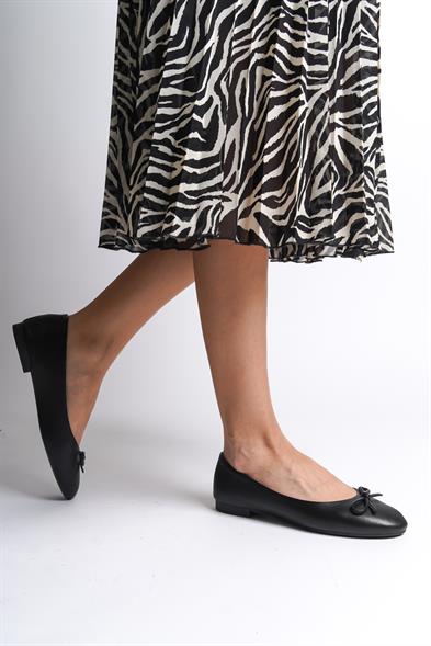 Capone Bloom Genuine Leather Bow Detail Round Toe Women Black Ballerinas image 6