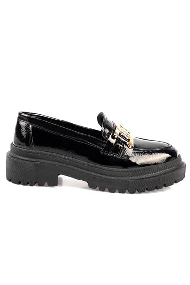 Capone Oval Toe Metal Accessory Track Sole Crinkly Patent Woman Loafer image 4