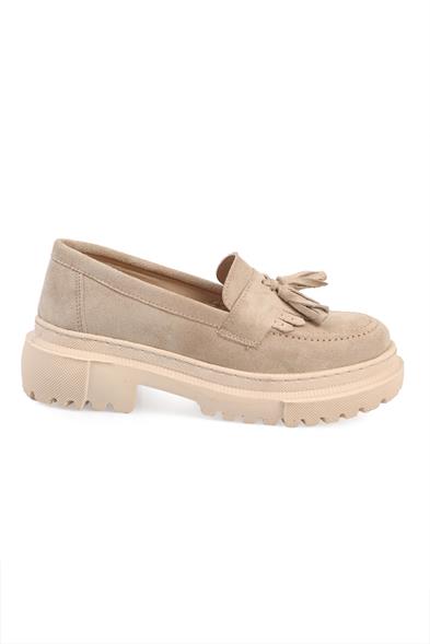 Capone Oval Toe Tassel Track Sole Suede Woman Loafer image 3