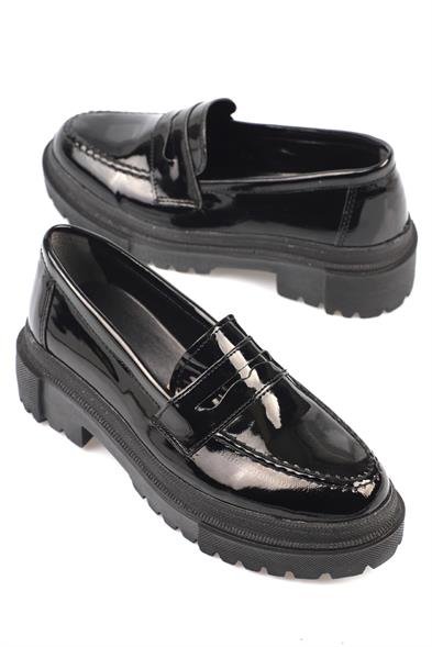 Capone Oval Toe Track Sole Patent Woman Loafer image 3