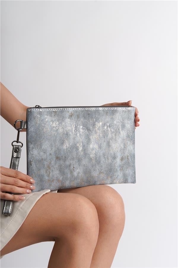 Capone Paris Women Blue Wrislet image 2