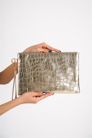 Capone Paris Women Gold Wrislet image 3