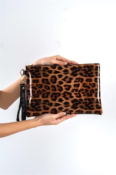 Capone Paris Women Leopard Wrislet image 6