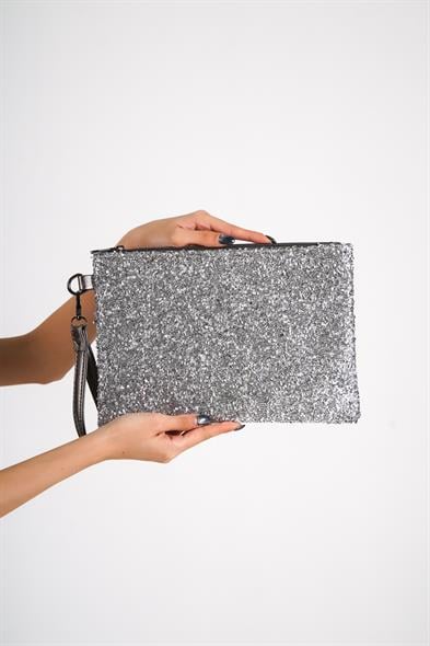 Capone Paris Women Silver Wrislet