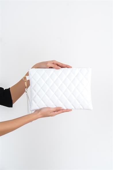 Capone Paris Women White Wrislet image 4