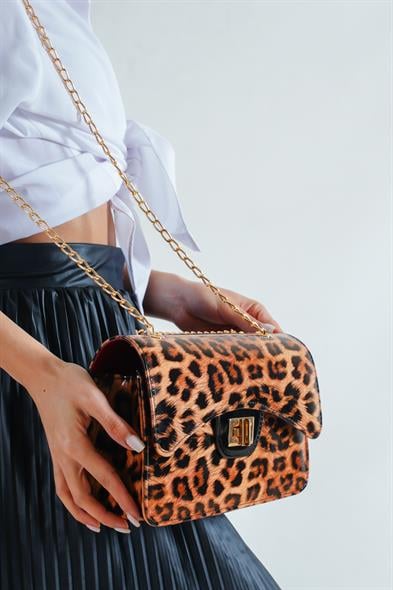 Capone Parma Women Leopard Shoulder Bag image 4