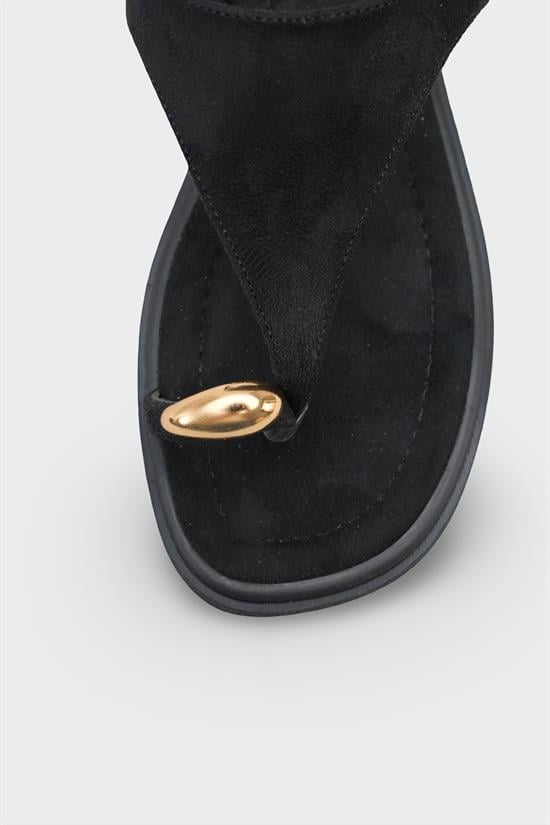 Capone Patrice Thong Women Black Sandal image 4