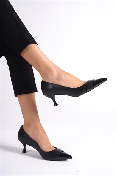 Capone Helena Pointed Toe Patent Leather Detailed Mid Heel Woman Shoes image 6