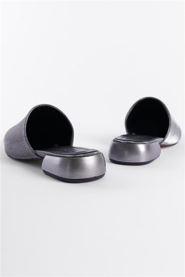 Capone Pointed Toe Short Heeled Closed Women Platıum Sandals image 3