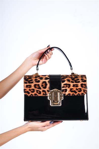 Capone Prag Women Leopard Handbag image 2