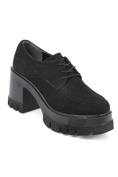Capone Round Toe Laced Mid Heel Woman Loafer