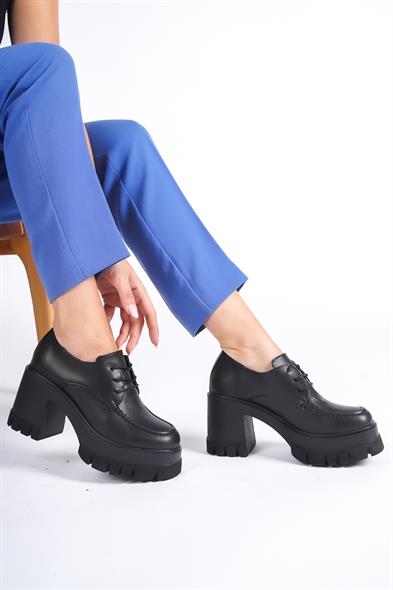 Capone Round Toe Laced Mid Heel Woman Loafer image 2