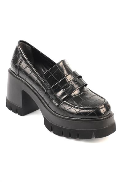 Capone Round Toe Mid Heel Woman Loafer image 5