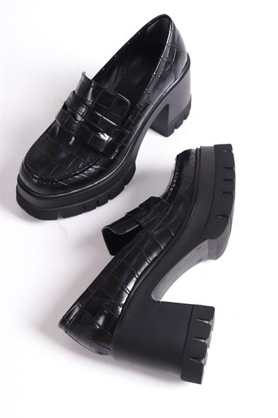 Capone Round Toe Mid Heel Woman Loafer image 6