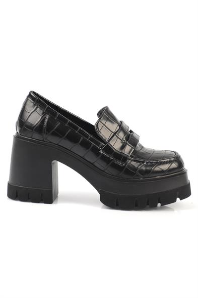 Capone Round Toe Mid Heel Woman Loafer image 4