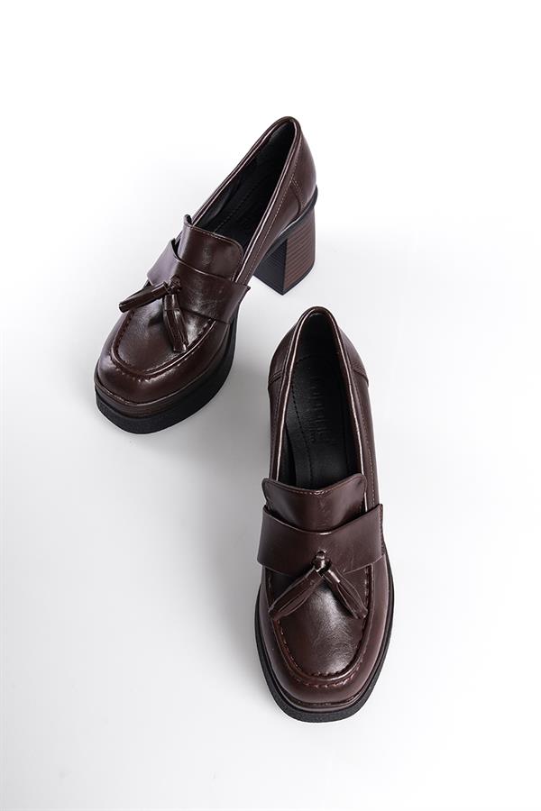 Capone Round Toe Tasseled Mid Heel Woman Loafer image 5