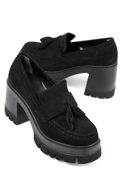 Capone Round Toe Tasseled Mid Heel Woman Loafer image 3