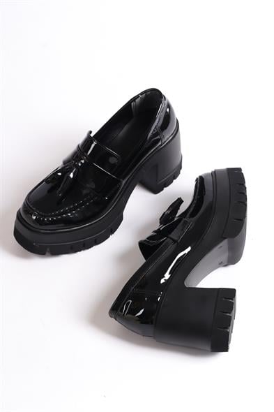 Capone Round Toe Tasseled Mid Heel Woman Loafer image 6