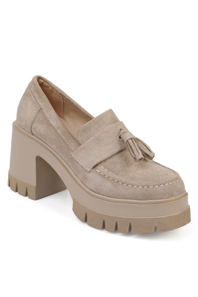 Capone Round Toe Tasseled Mid Heel Woman Loafer image 4