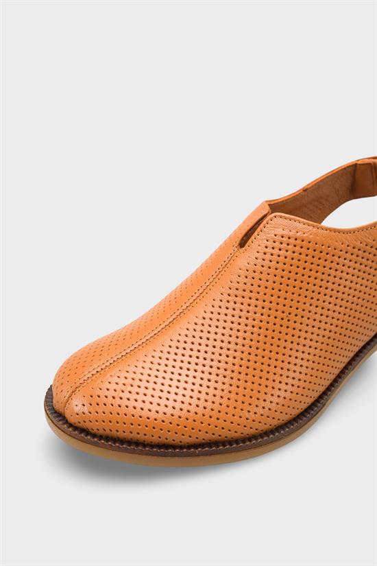 Capone Rox Genuine Leather Low Heel Women Tan Clog image 4