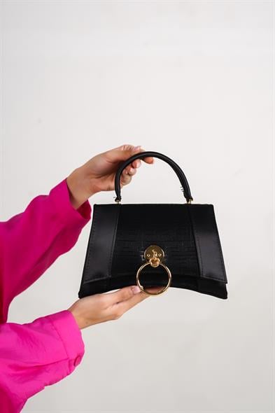 Capone Savonita Special Women Black Handbag image 2