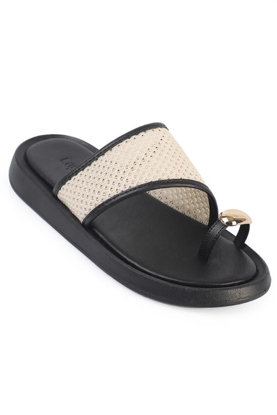 Capone Selie Round Toe Thong Metal Accessory Women Black Sandal