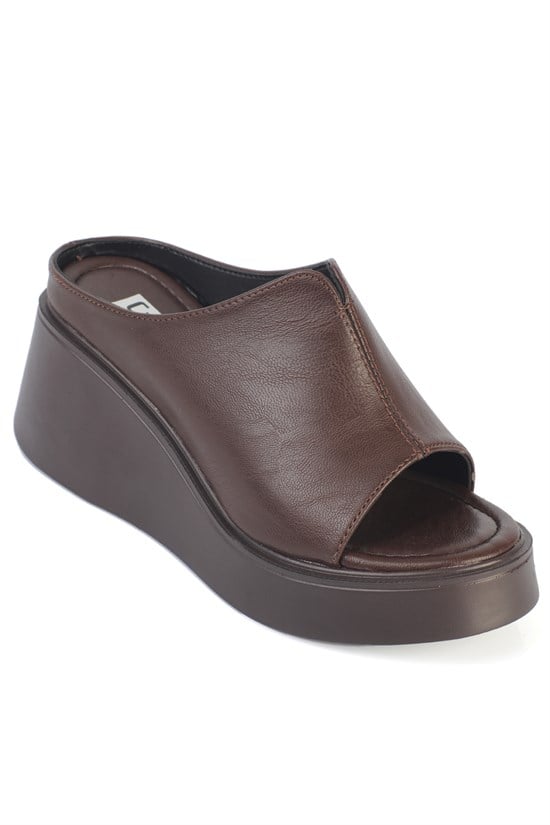 Capone Shandee Wedge Heel Women Brown Sandal