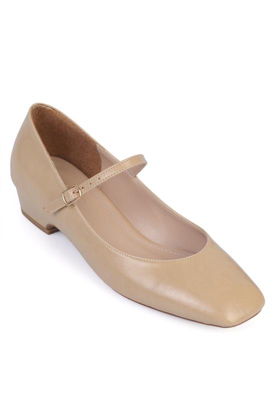 Capone Short Heeled Blunt Toe Strapped Women Beige Mary Jane Shoes image 1